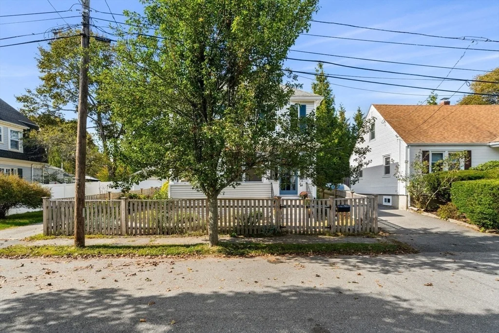 Photo of 8 Arlington Ave