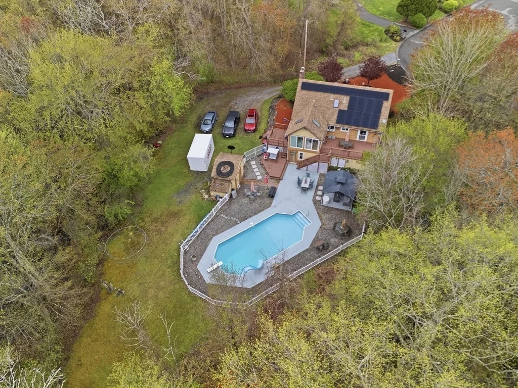 Photo of 35 Chestnut Dr