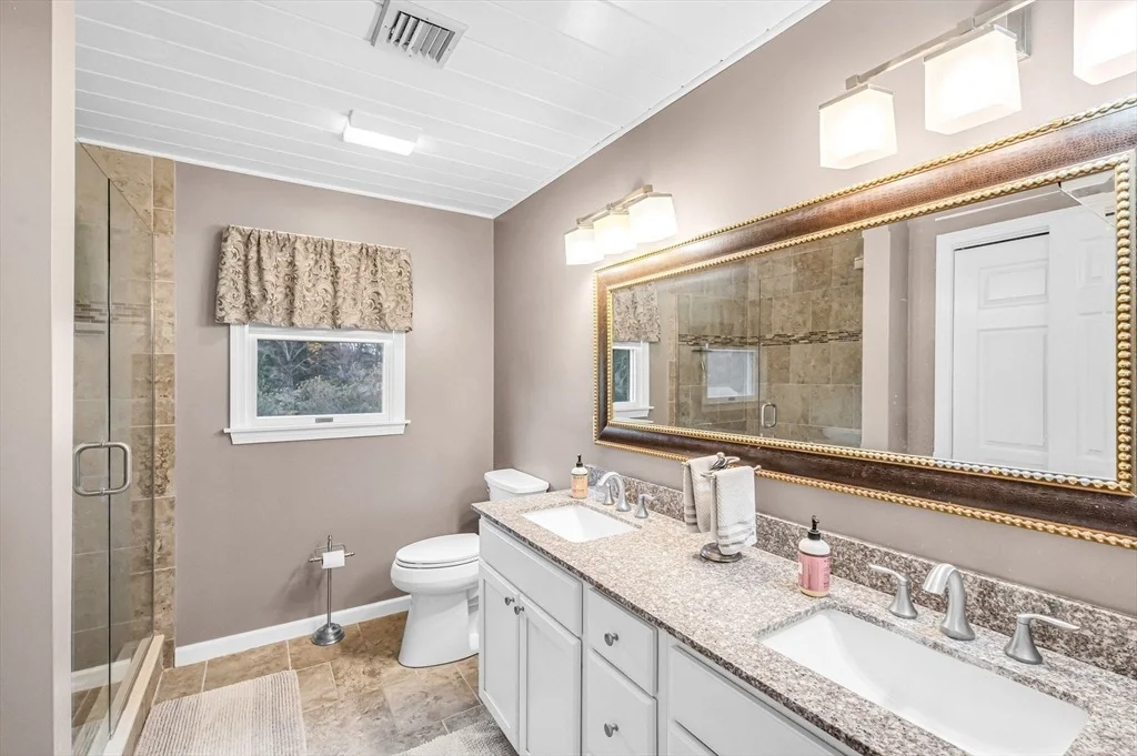 Photo of 12 Salerno Dr