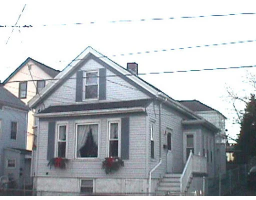 Photo of 809 Charles