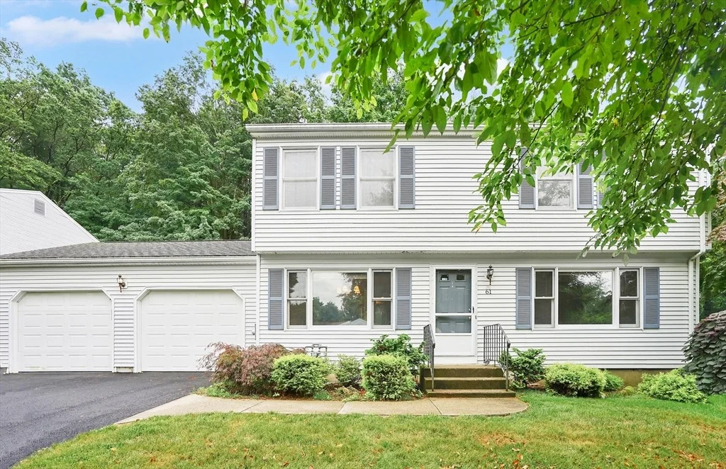 Photo of 61 Caitlin Dr