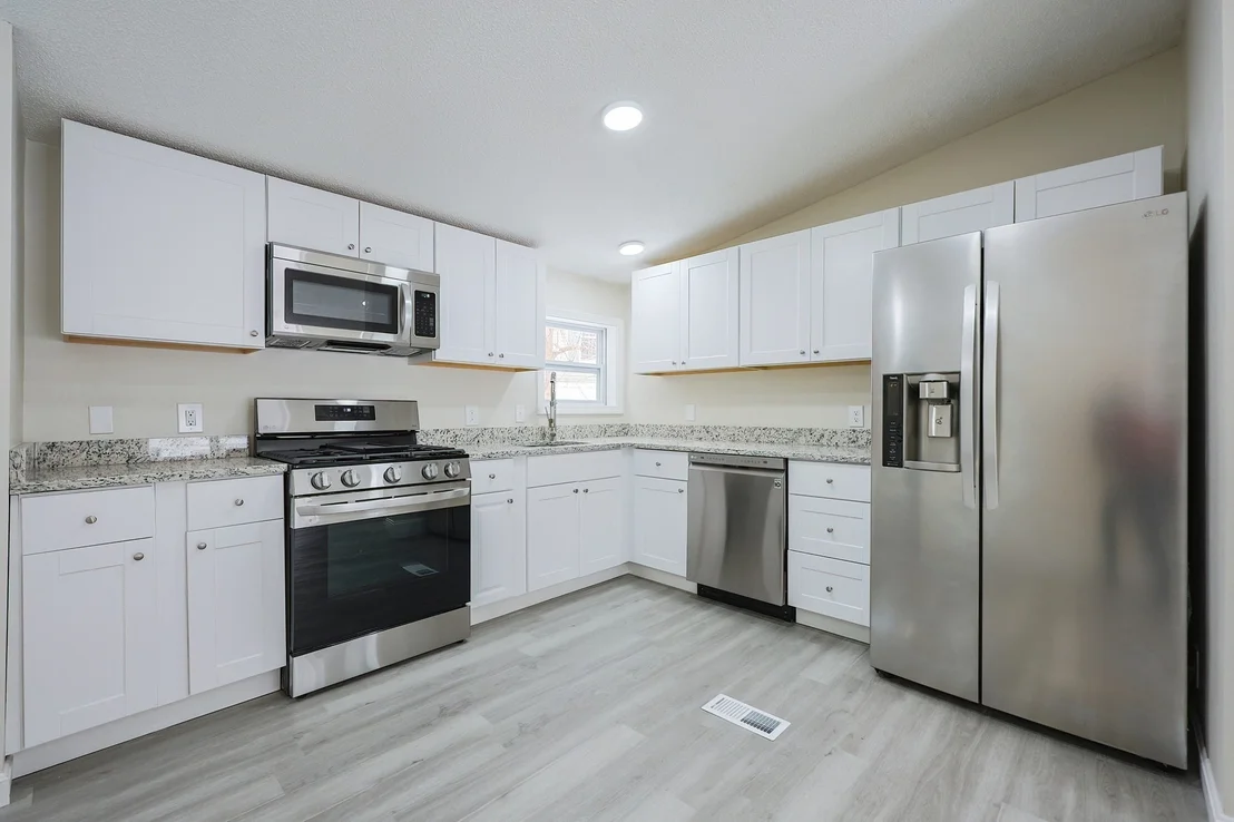 Photo of 9 Emerald Dr