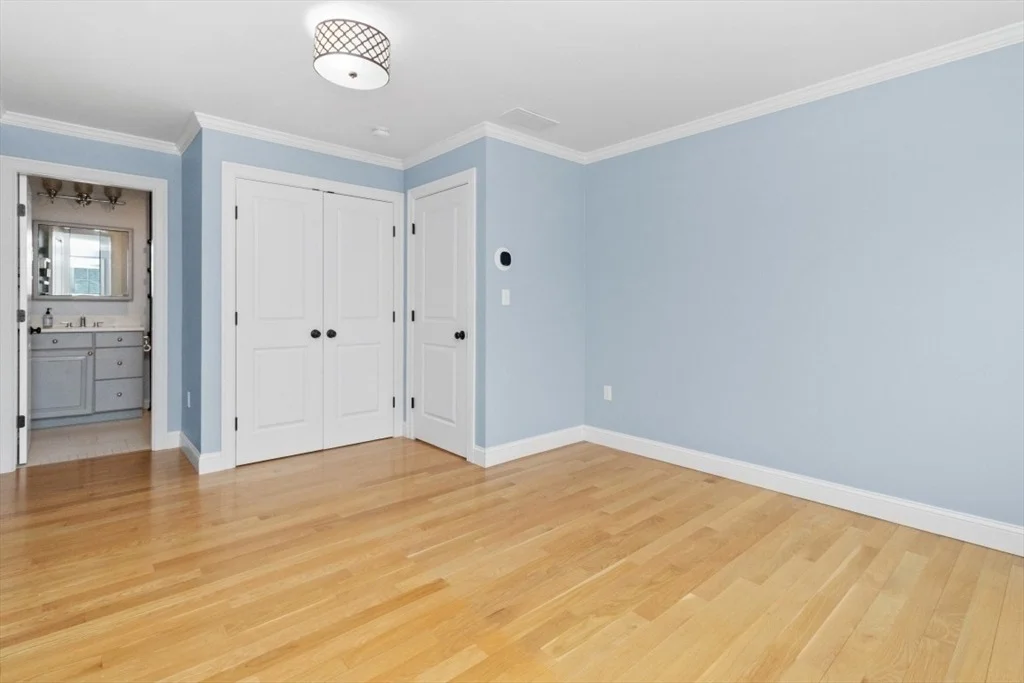 Photo of Unit 2 at 19 Everett Street