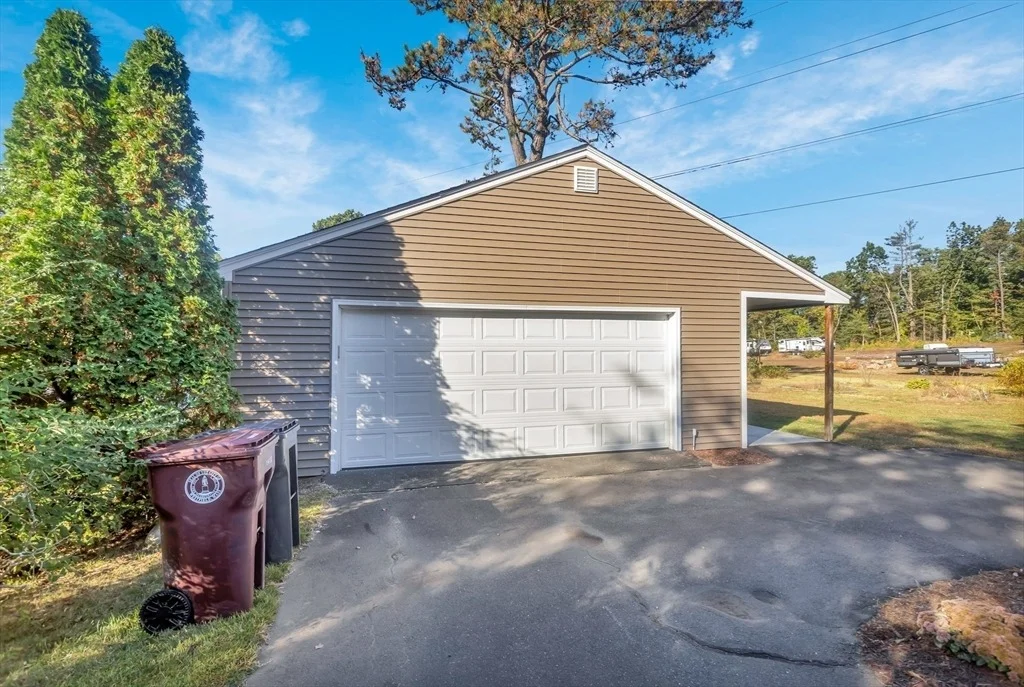 Photo of 194 Lockhouse Rd