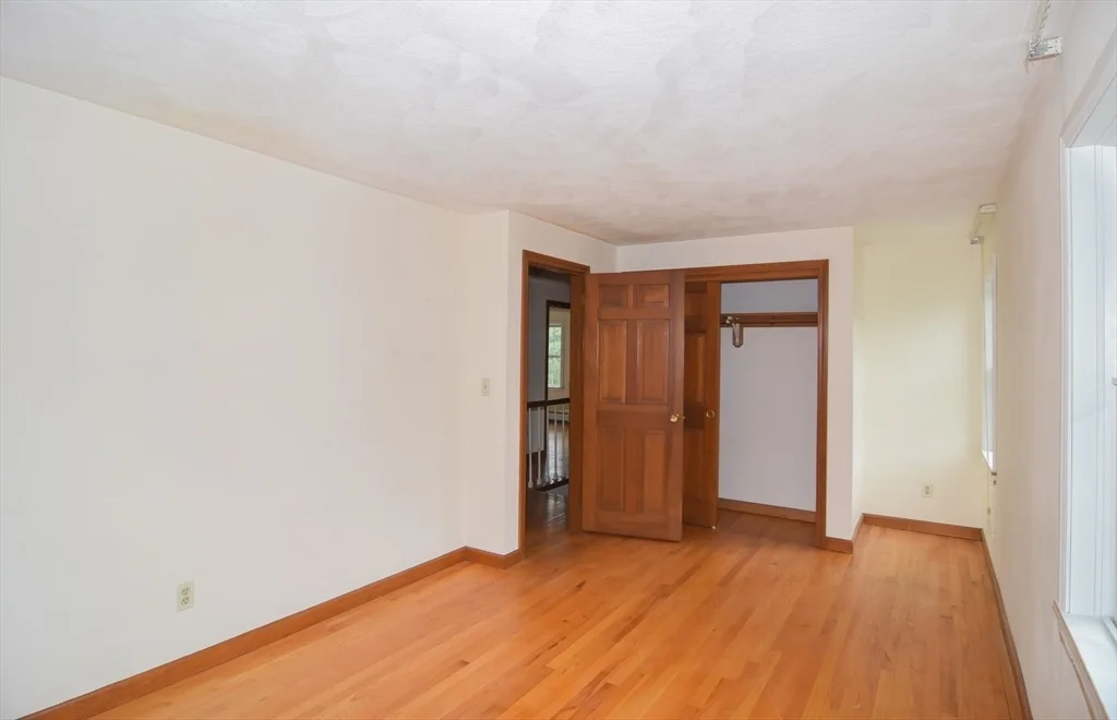 Photo of 356 Linebrook Rd.