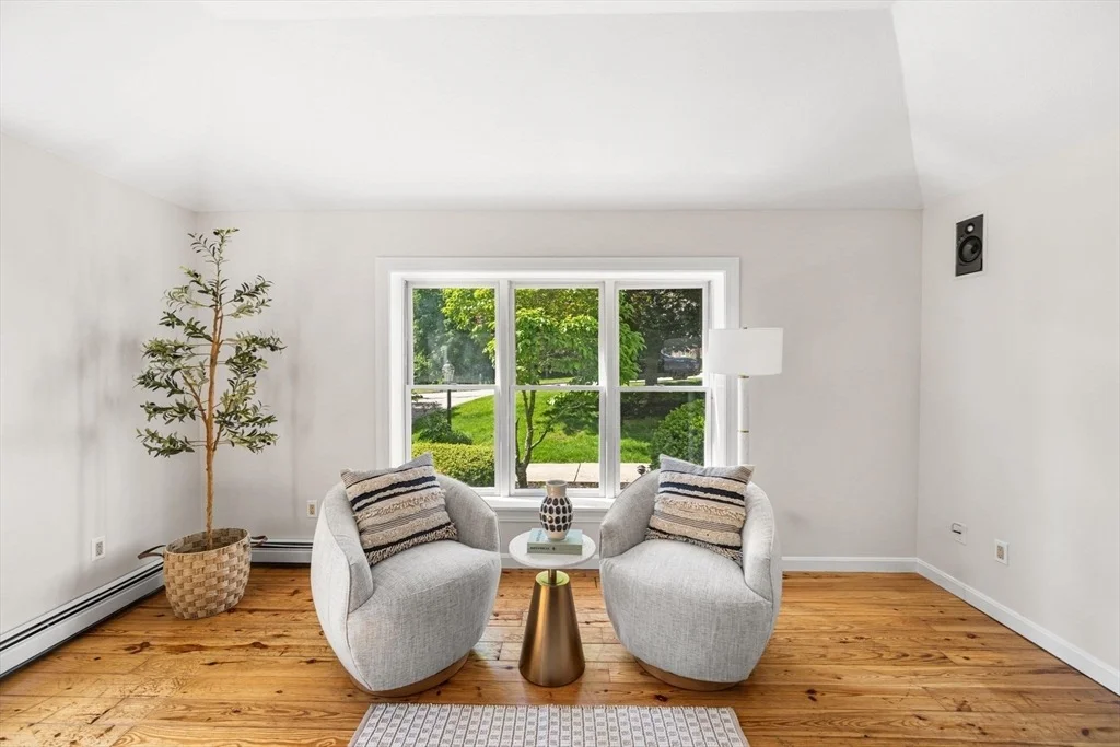 Photo of 4 Skyview Dr