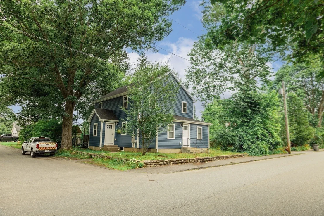 Photo of 251 Conant St