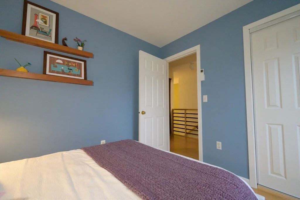 Photo of 39 Dennis Dr
