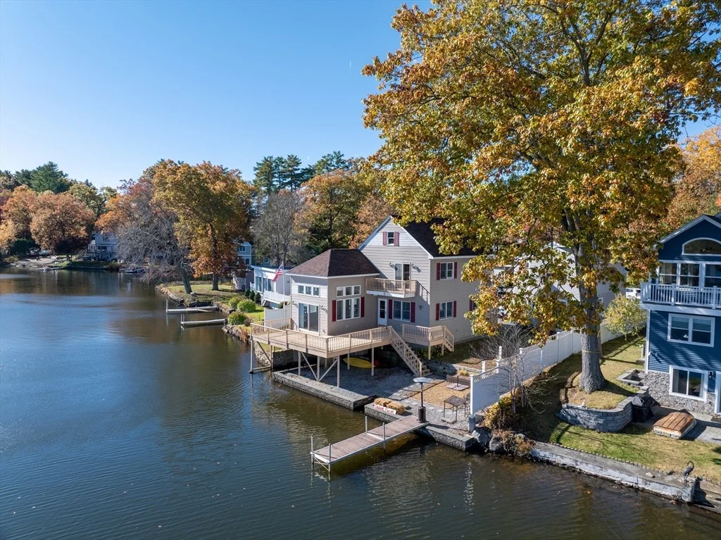 Photo of 26 Cedar Lake Dr