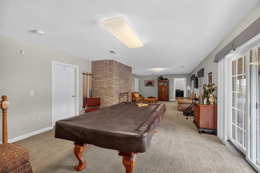 Photo of 196 High Meadow Dr