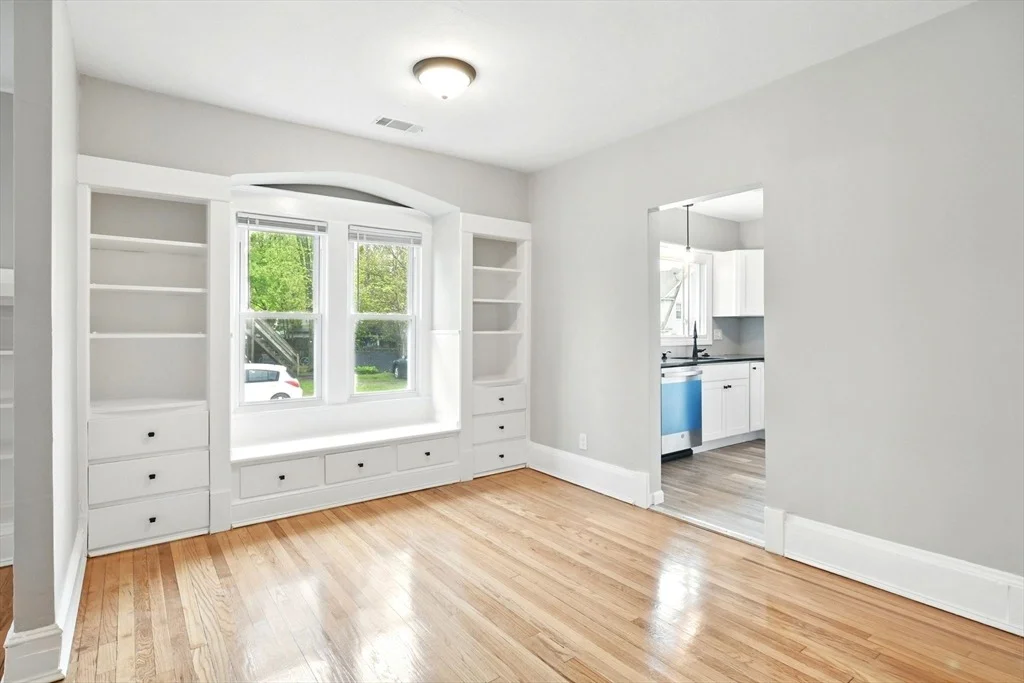 Photo of 26 Dwight Rd