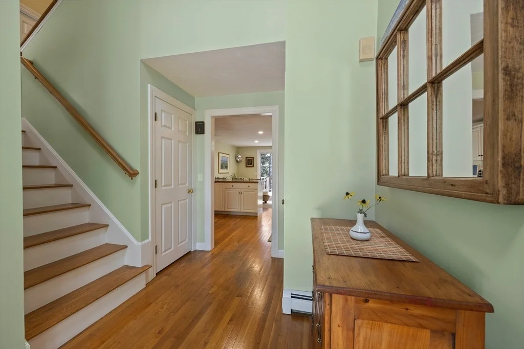Photo of 298 Cranview Rd
