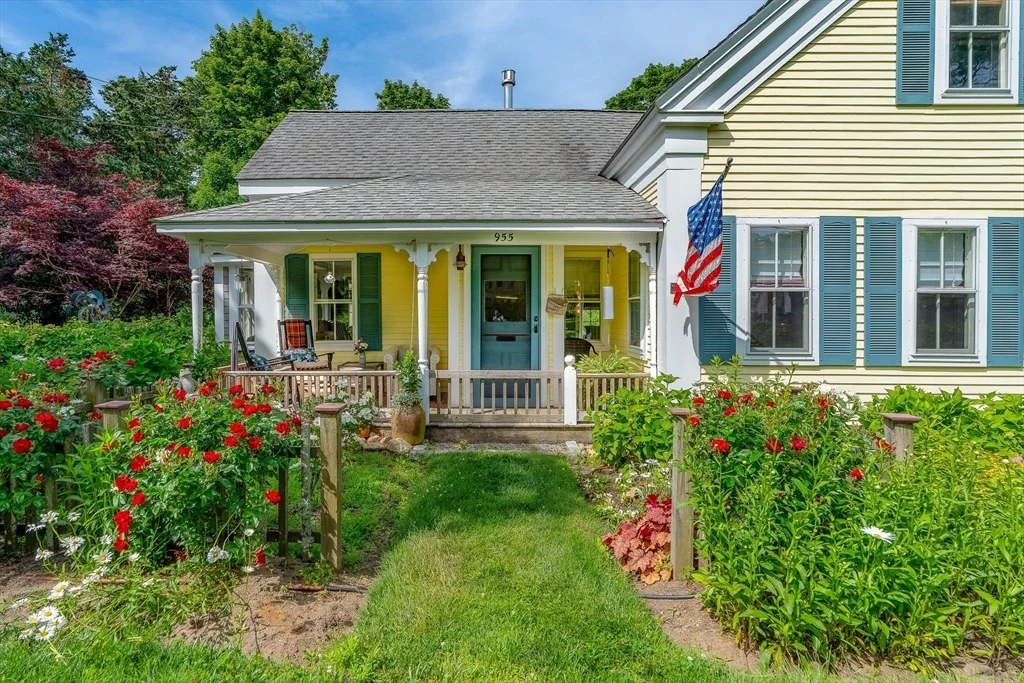 Photo of 955 Main Street