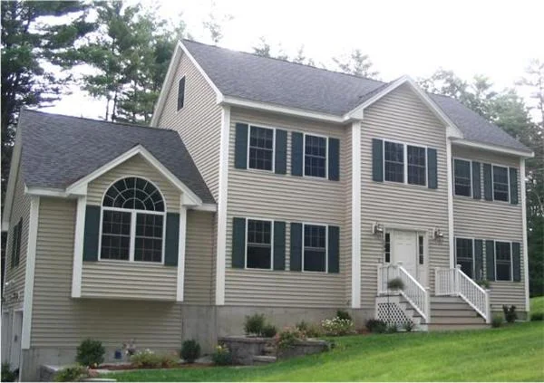 Photo of 284 Forest St