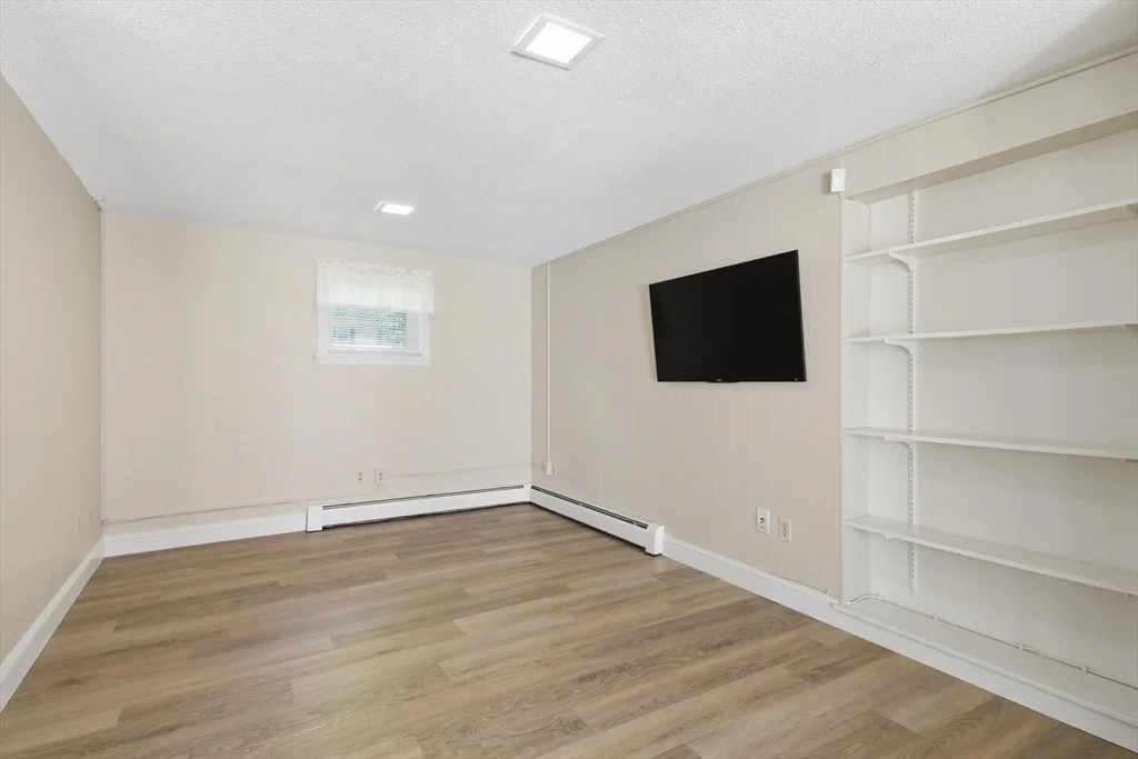 Photo of 3 Beechwood Dr