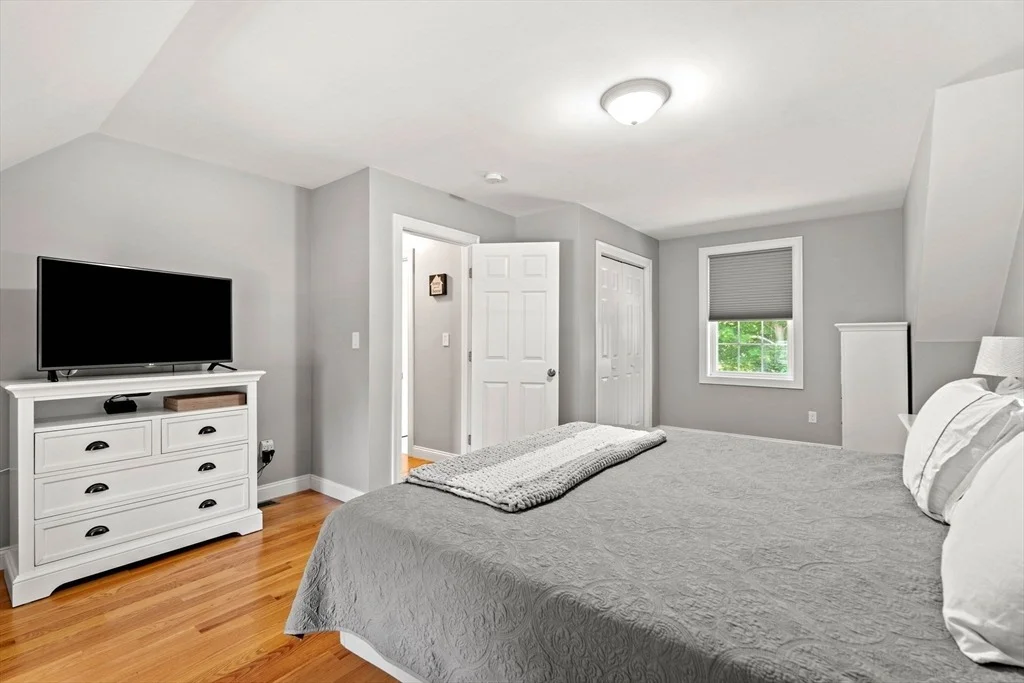 Photo of 106 Conant