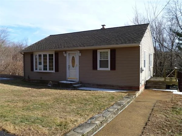 Photo of 32 Pleasant St