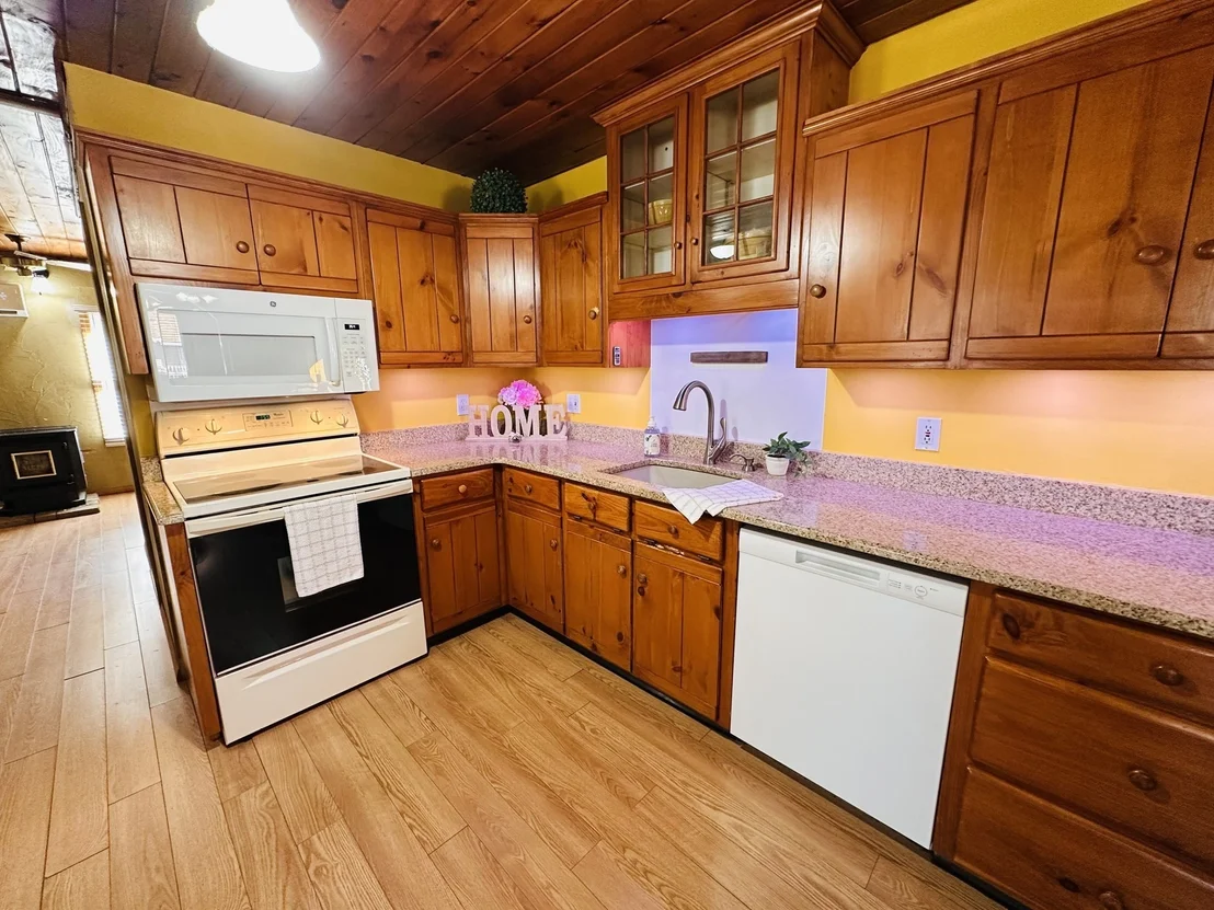 Photo of 44 Comins Pond Rd