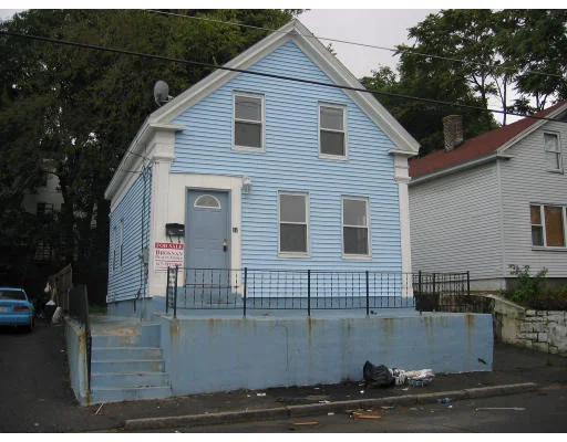 Photo of 32 Marshall St