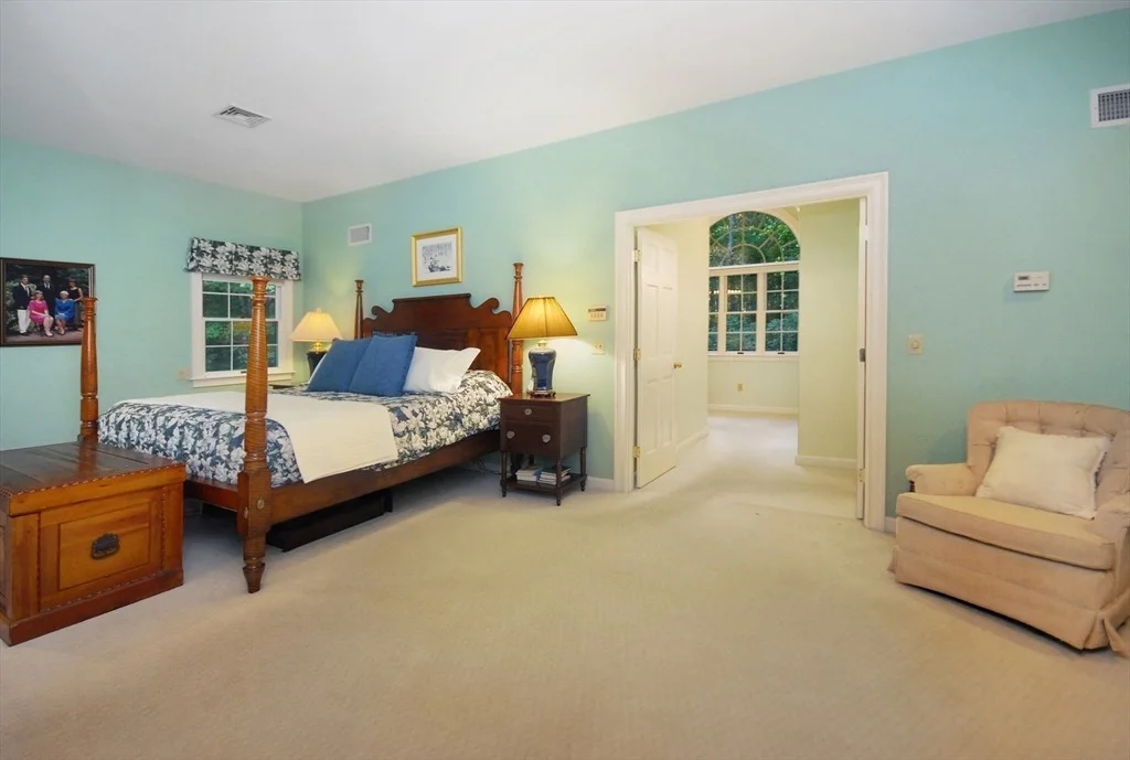 Photo of 308 Musterfield Road