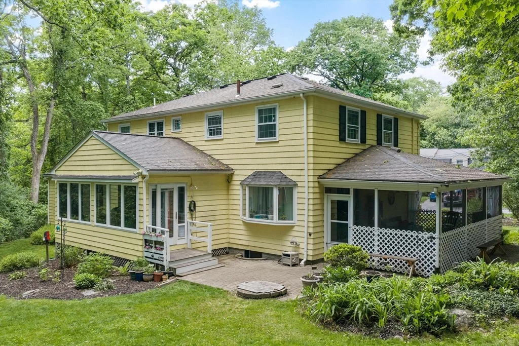 Photo of 5 Myrtle Dr