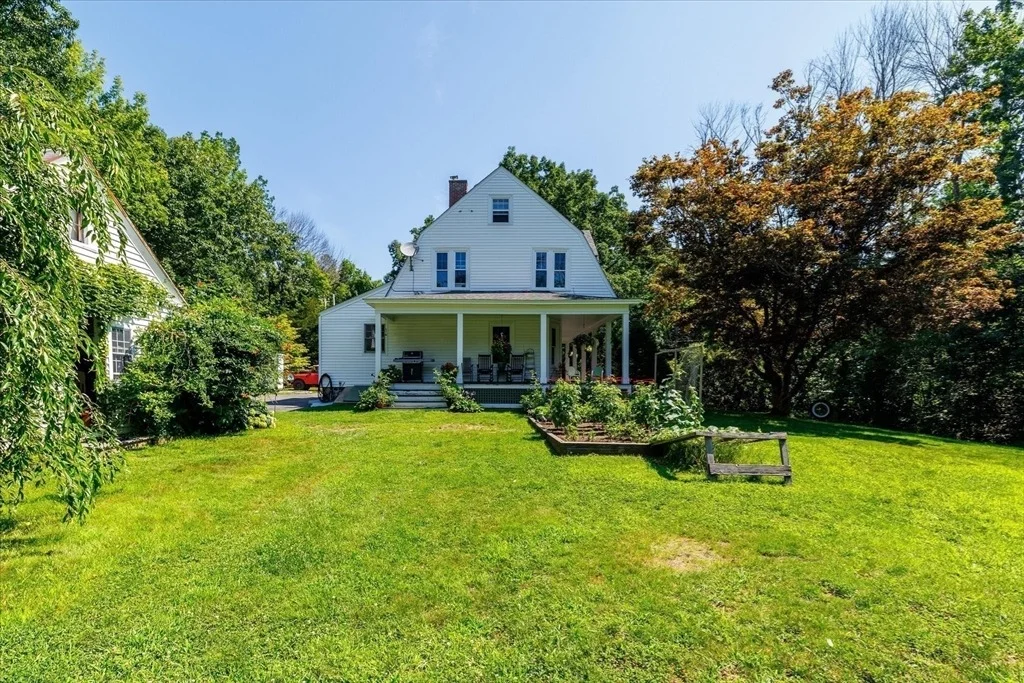 Photo of 260 Worcester Road