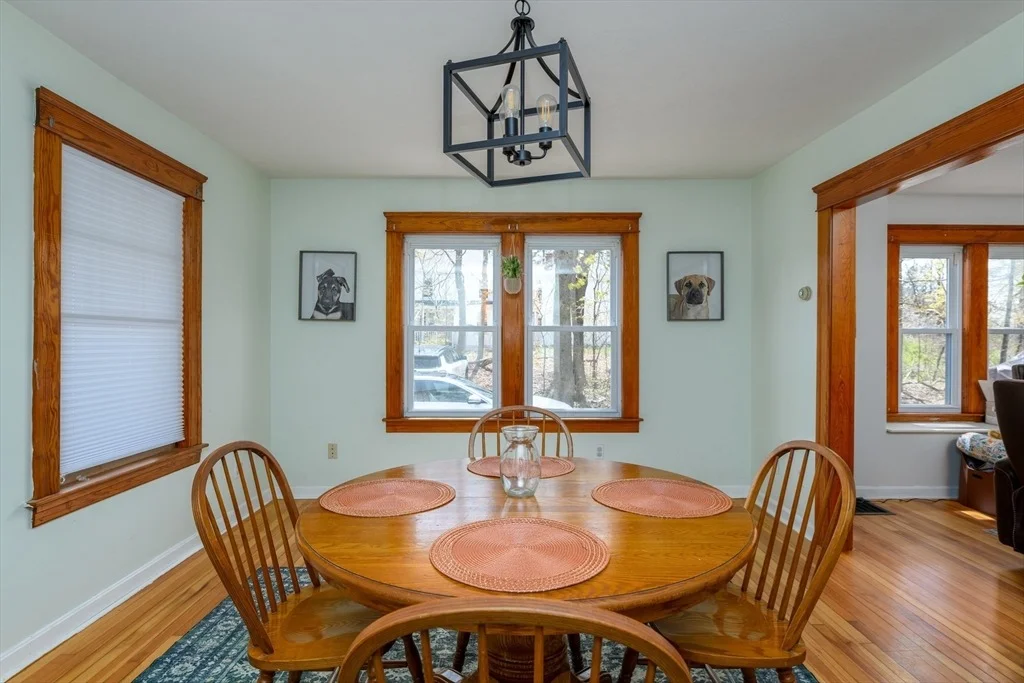 Photo of 42 Maple Ave