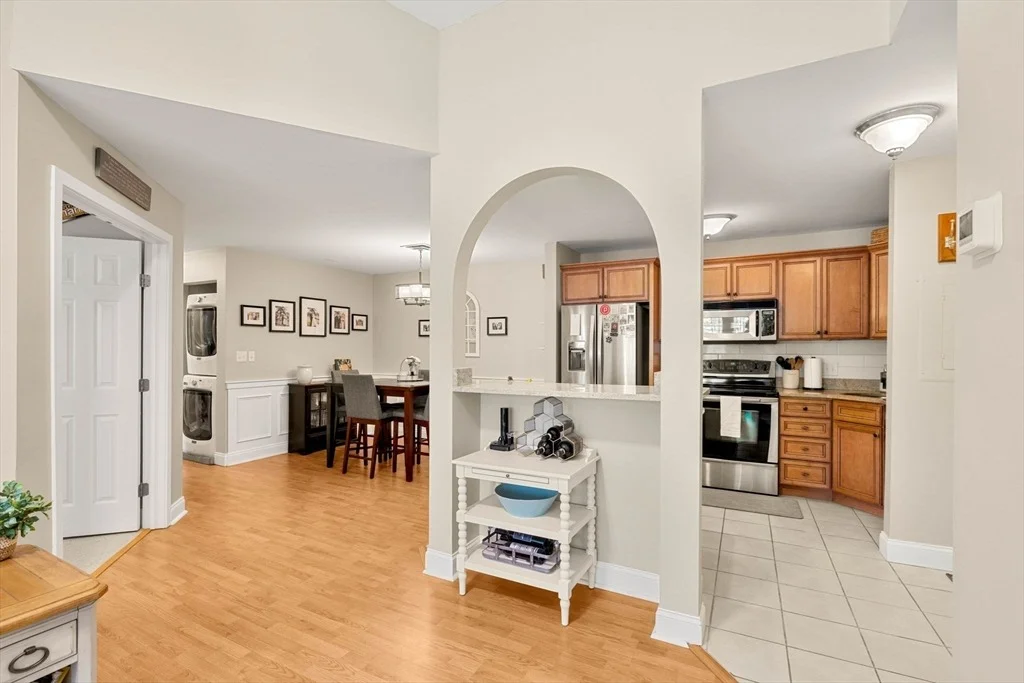 Photo of Unit E at 400 Brookside Dr