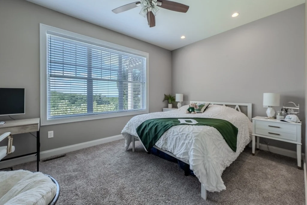Photo of 110 Munsing Rdg
