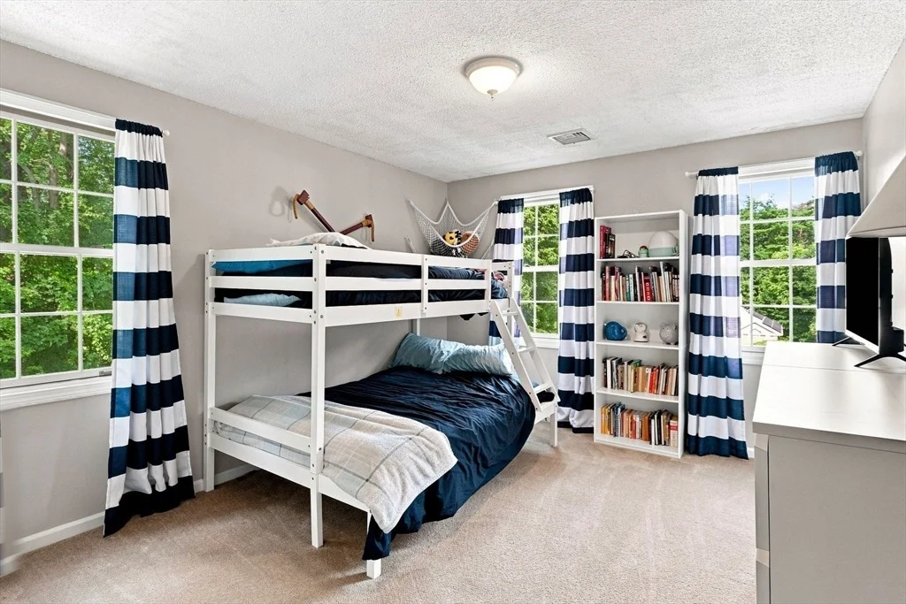Photo of 30 Sylvan Circle