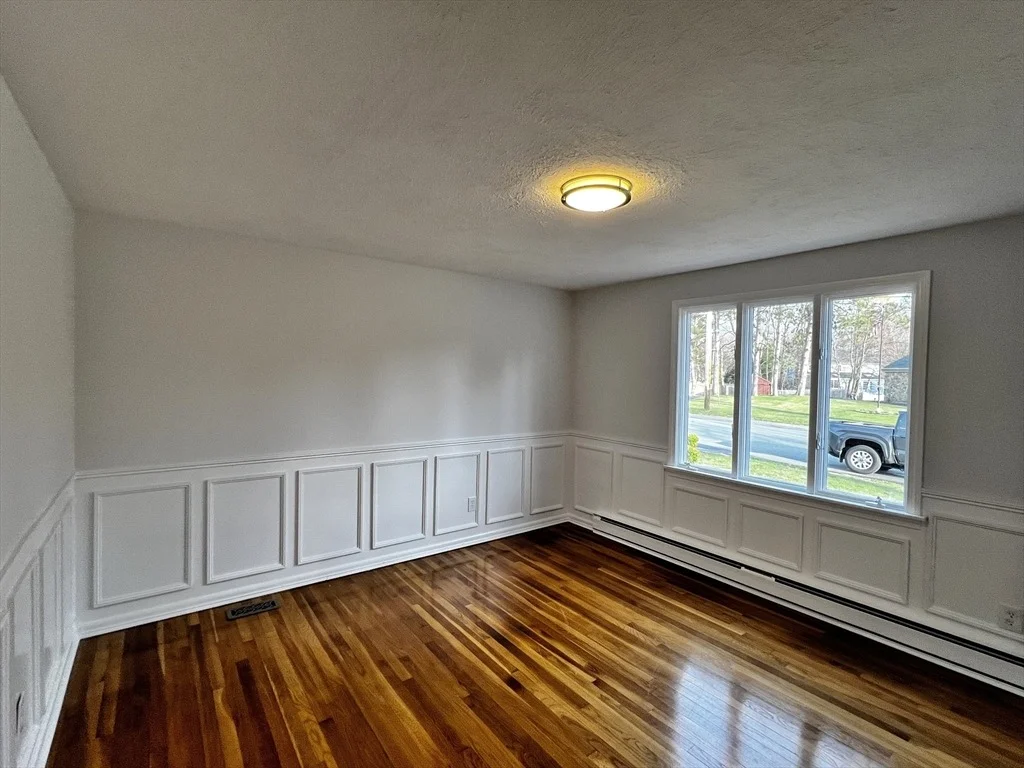 Photo of 6 Mayfield Rd