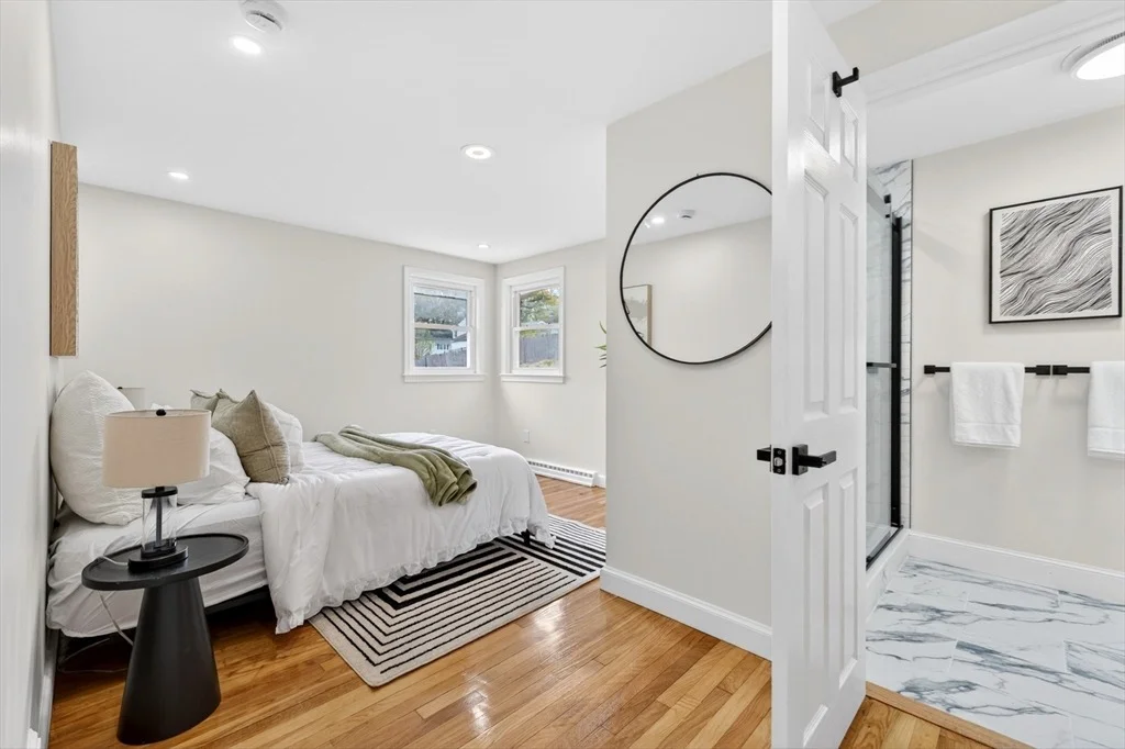 Photo of 6 Sunset Dr