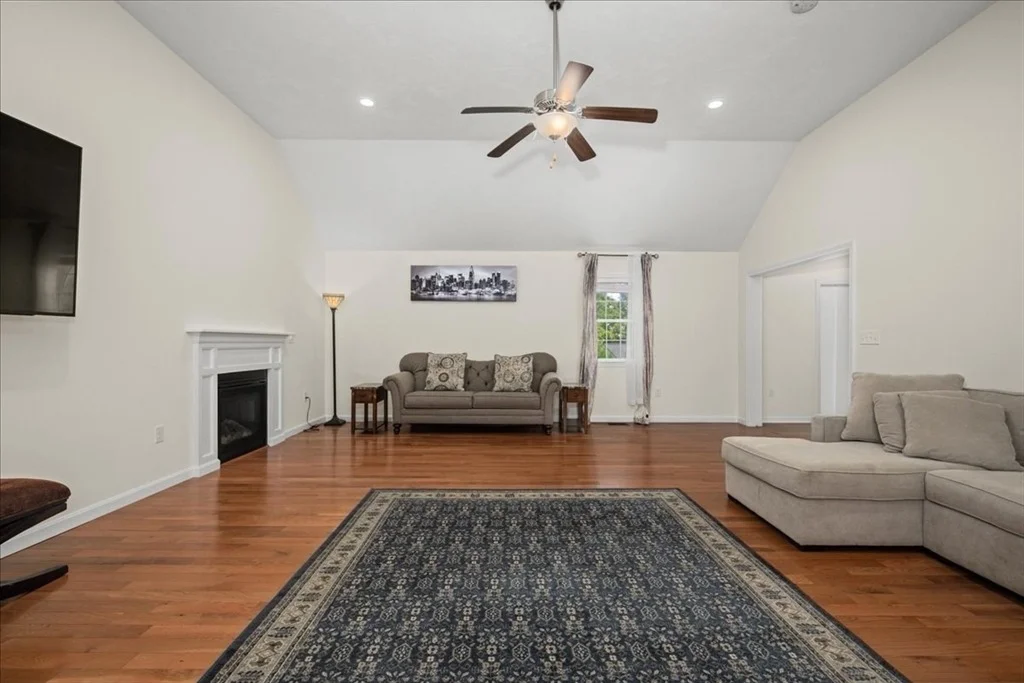 Photo of 3 Moore Dr
