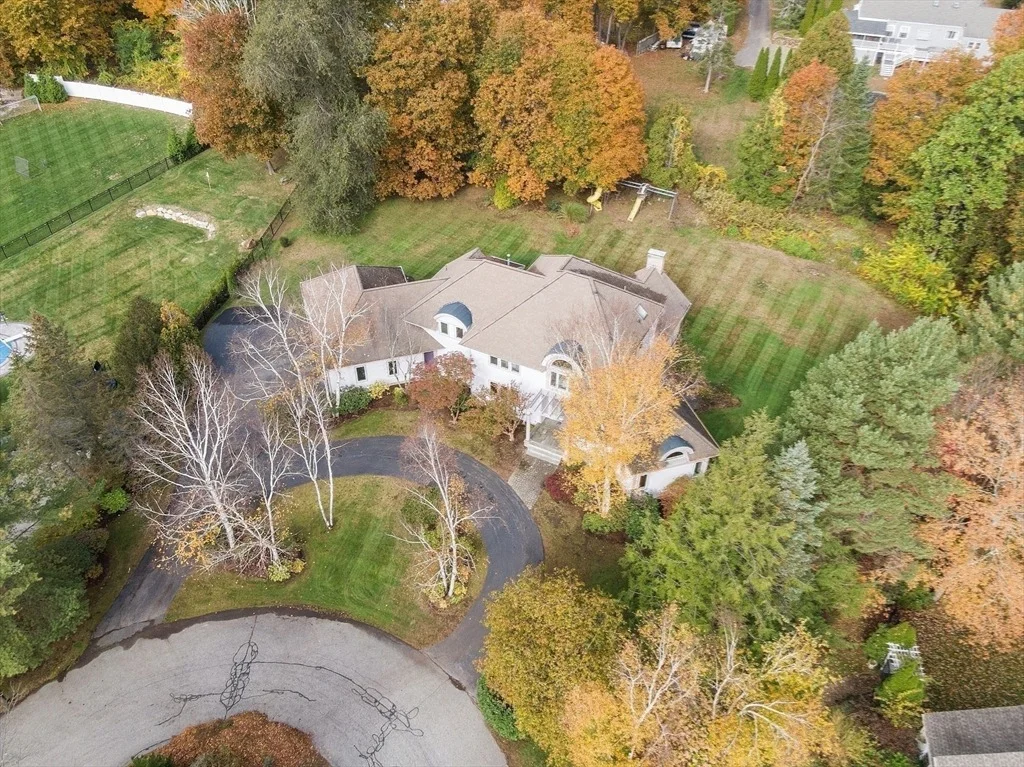 Photo of 4 Hazelwood Circle