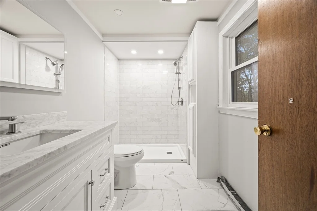 Photo of 14 Estey Way