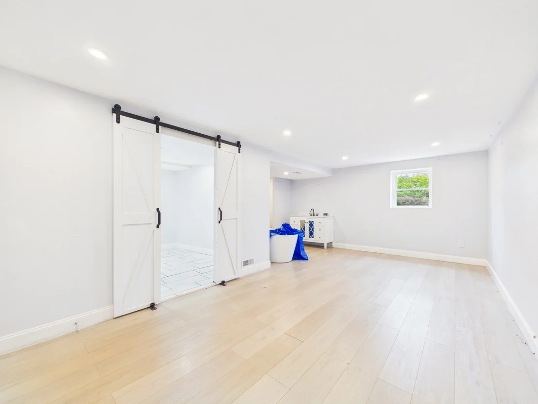 Photo of 15 Sunset Dr