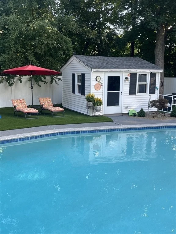 Photo of 74 Rose Hill Way