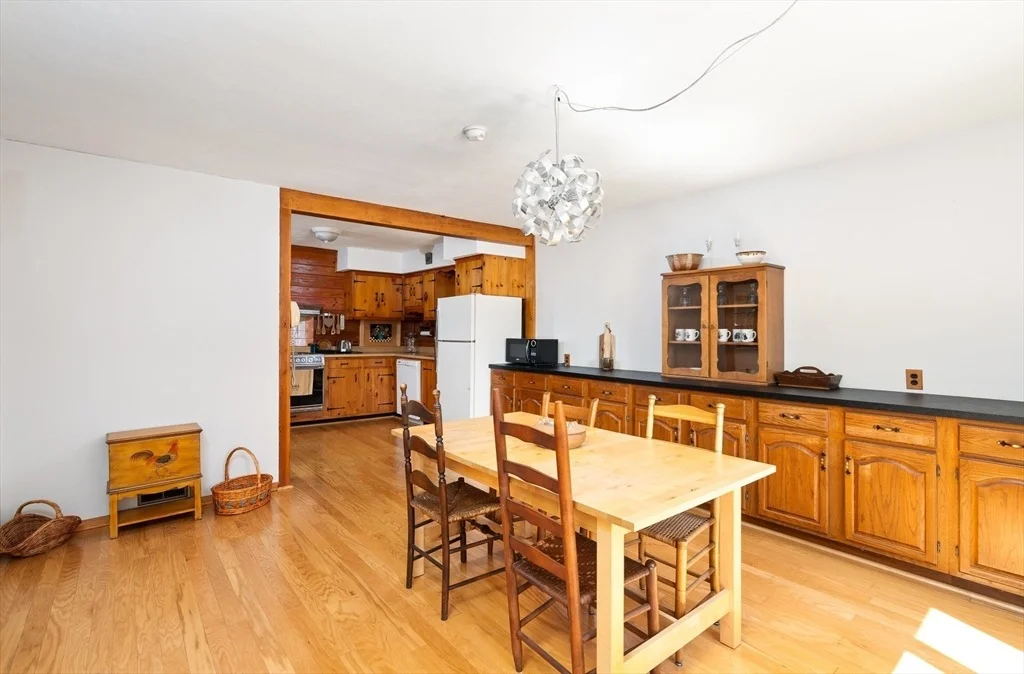 Photo of 8 Antin Rd