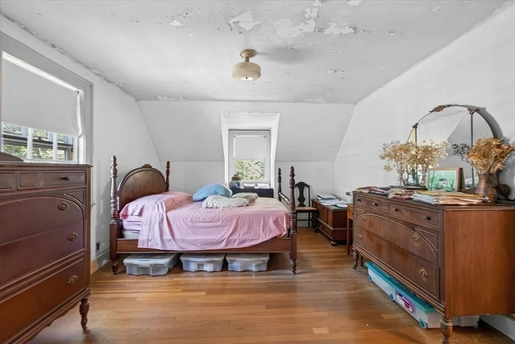 Photo of 25 Leland Rd