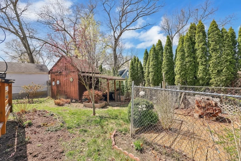 Photo of 68 Harmon Ave