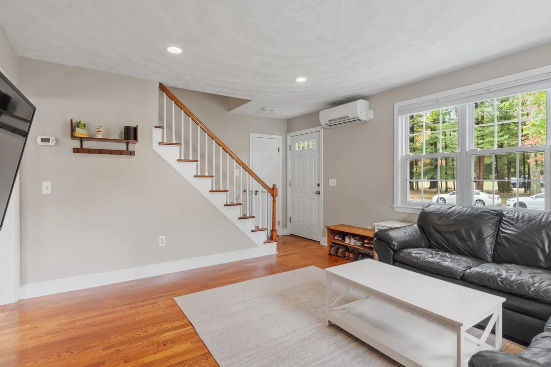 Photo of 35 Jefferson Road