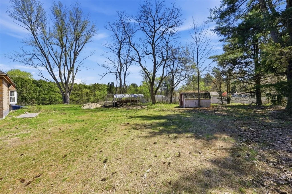 Photo of 1024 Westhampton Rd