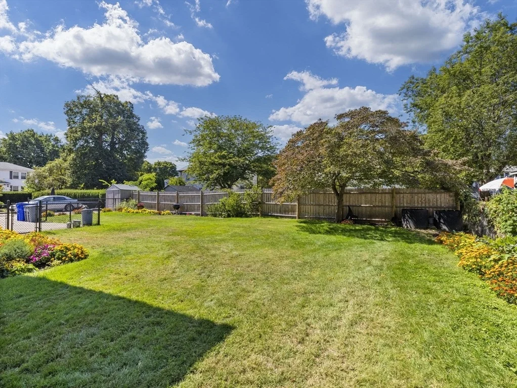 Photo of 6 Newcroft Cir