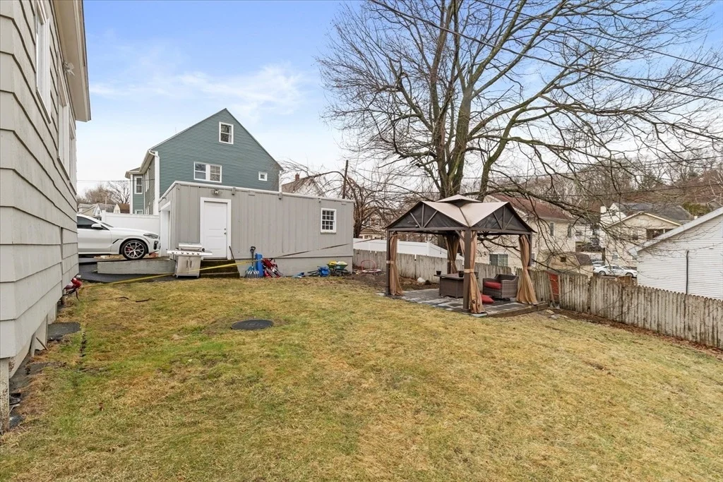 Photo of 1 Ralph Ave