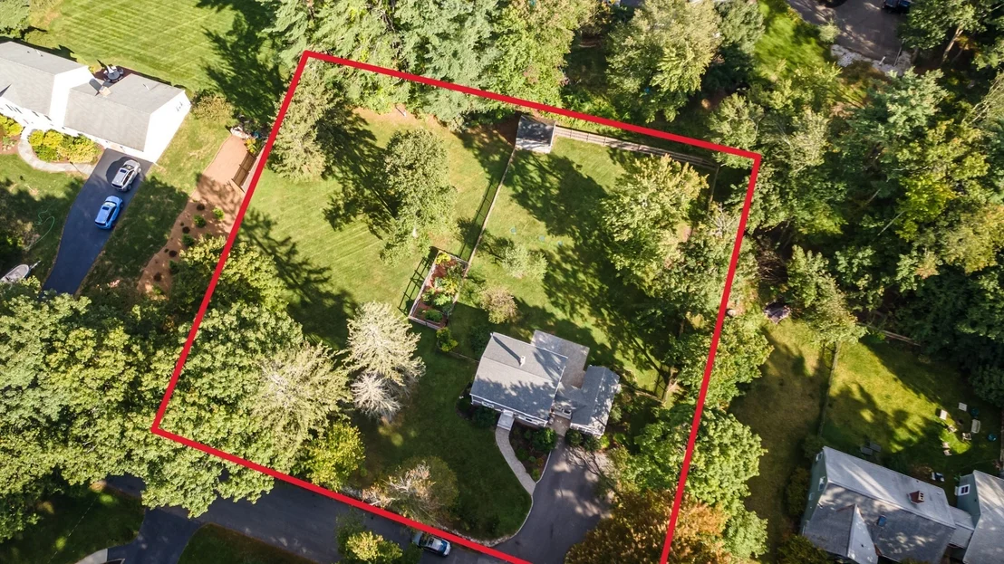 Photo of 662 Old Harvard Rd