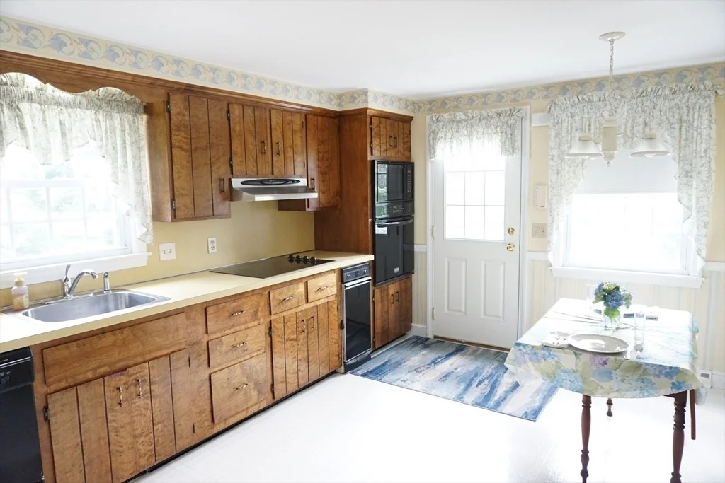 Photo of 40 Miriam Ln