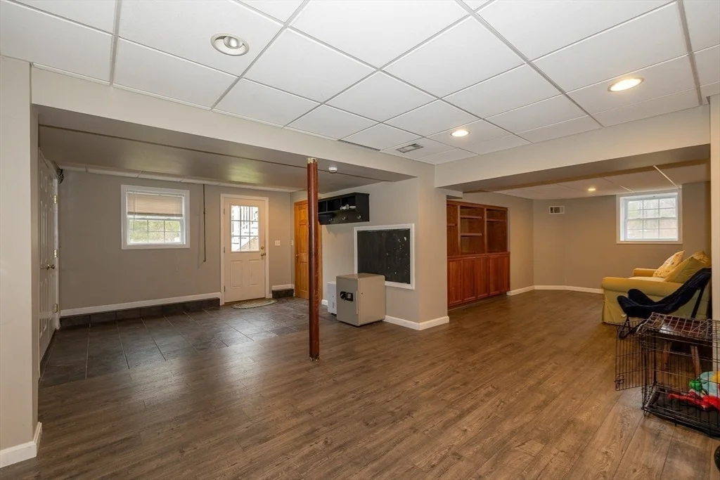 Photo of 142 River Rd