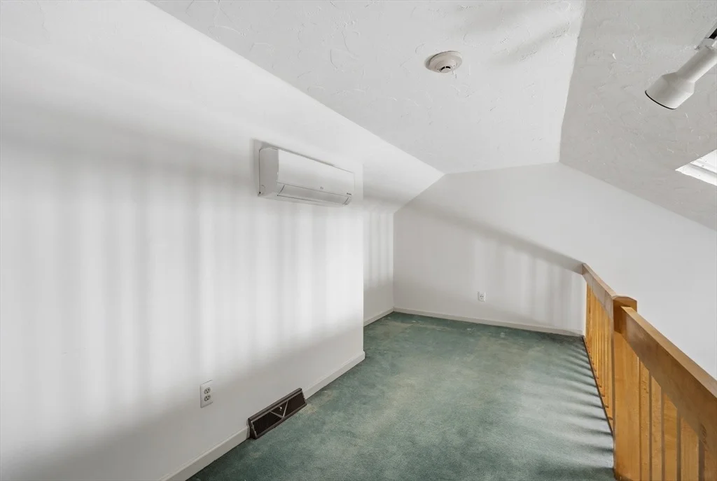 Photo of Unit 21 at 551 Hildreth St