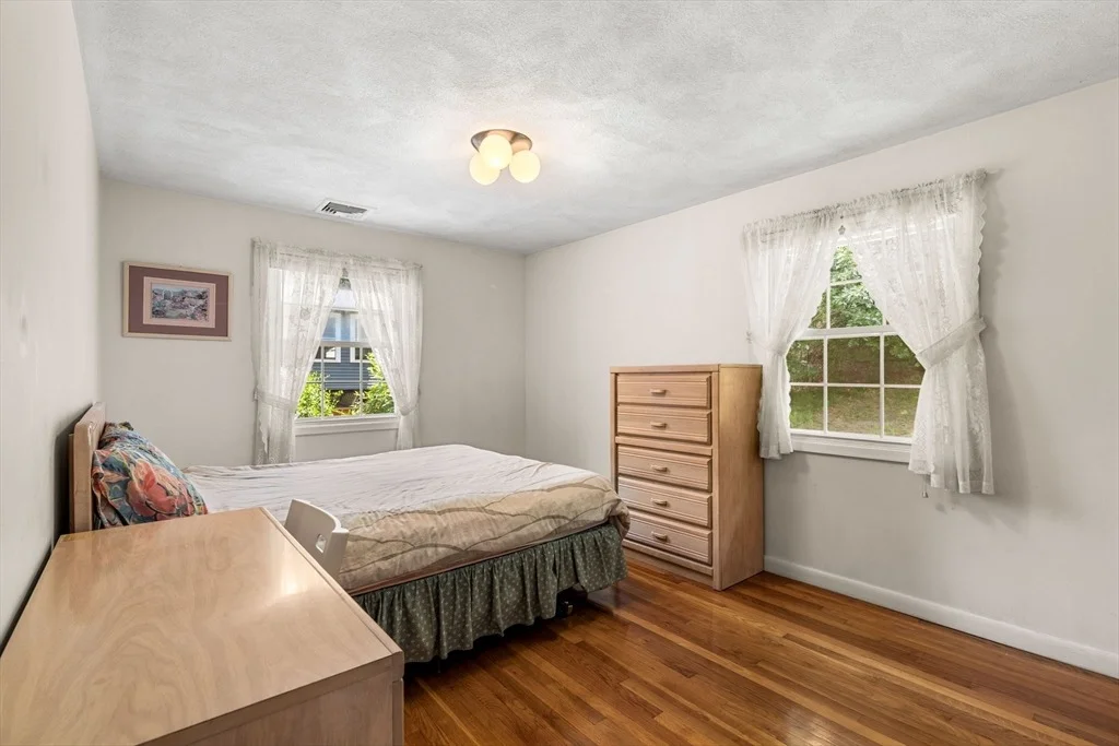 Photo of 15 James Rd