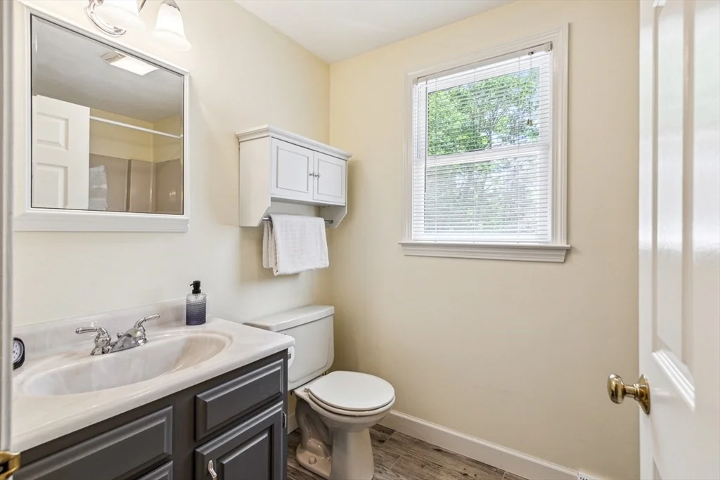 Photo of 2 Strawstone Ln